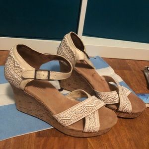 White lace Toms wedges